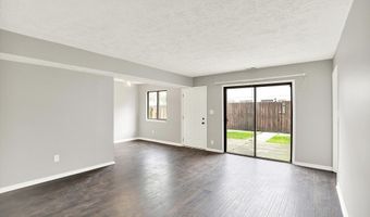 8545 La Corrida Ct, Indianapolis, IN 46227