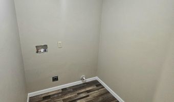 425 E 21st St, Baxter Springs, KS 66713