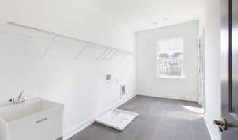 750 Garden Reserve Ln, Alpharetta, GA 30005