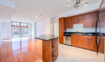 1021 N GARFIELD St 318, Arlington, VA 22201