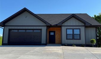 15 Woodchuck Cv, Alexander, NC 28701