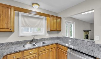 405 Northlake Dr, Anderson, SC 29625