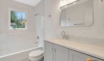 3430 Evergreen St, Anchorage, AK 99504