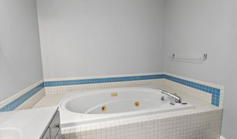 11 Spring Hill Rd, Bedford, NH 03110