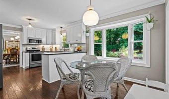 725 Viewmont Dr, Asheboro, NC 27205