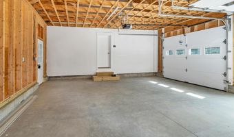 650 Alton Mountain Rd, Alton, NH 03810