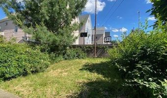 123 W 6TH St 2, Bayonne, NJ 07002