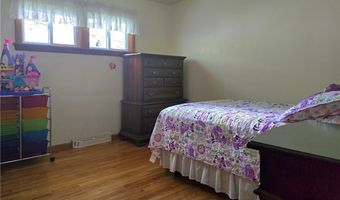4320 Wedgewood Dr, Austintown, OH 44511