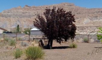 1265 S Patrick Henry Ct, Big Water, UT 84741