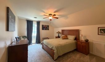 32 Red Maple Ct, Batesville, IN 47006
