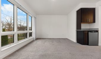 460 W Stadium Blvd, Ann Arbor, MI 48103