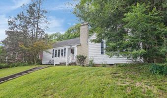 165 Grosvenor St, Athens, OH 45701