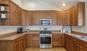 37 Spruce Cir S, Barnegat, NJ 08005