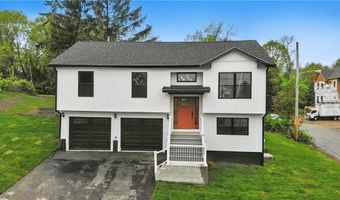 50 Rosemont Ave, Johnston, RI 02919