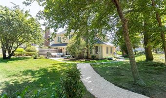 112 Harrison Ave, Newport, RI 02840