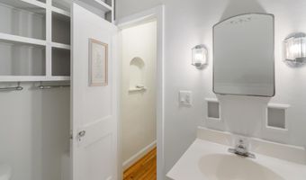 920 BOUCHER Ave 1, Annapolis, MD 21403