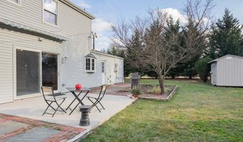 79 Irongate Ln, Aberdeen, NJ 07747