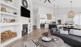 1465 W ISLAND Cir, Chandler, AZ 85248