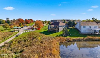 2660 Harnish Dr, Algonquin, IL 60102