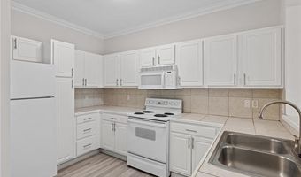 1500 BRIGHTSIDE Dr B8, Baton Rouge, LA 70820