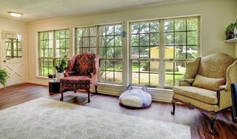 4703 Laguna Ln, Austin, TX 78746
