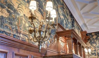 127 Harrison Ave 2, Newport, RI 02840