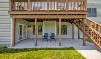 5 Covington Ct, Algonquin, IL 60102
