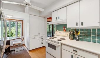 1206 Frisch Rd, Madison, WI 53711