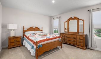 160 Eagle Cir, Amherst, OH 44001