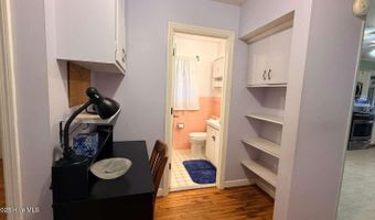 160 Pinewood Dr, Arapahoe, NC 28510