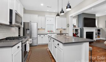 1539 Tippah Park Ct, Charlotte, NC 28205