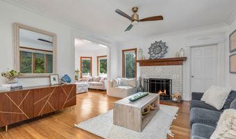 29 Grand Ave, Atlantic Highlands, NJ 07716