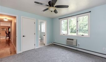 422 Buxton St, North Smithfield, RI 02896