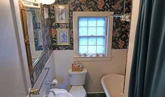 206 Pinckney St, Abbeville, SC 29620