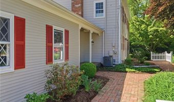 2699 Diamond Hill Rd, Cumberland, RI 02864