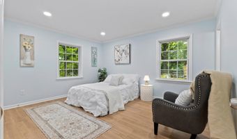 3801 MARGAY Ct, Alexandria, VA 22309