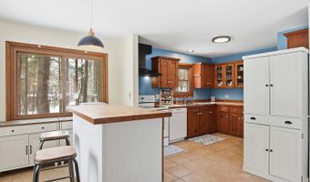 22665 W DEPOT St, Antioch, IL 60002