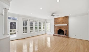 10417 SNOW POINT Dr, Bethesda, MD 20814