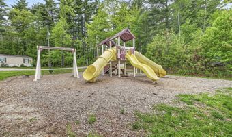 6 Neil Dr, Allenstown, NH 03275