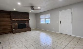 811 SE G Str St, Bentonville, AR 72712