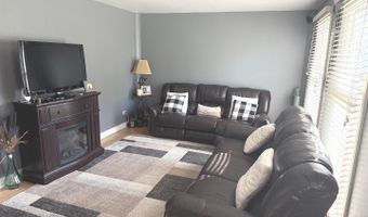 1525 Teri Ln, Algonquin, IL 60102