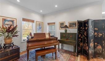 40 Lloyd Bowen Ct, Glocester, RI 02814