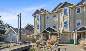 549 S FRONT St, Rockaway Beach, OR 97136