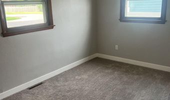 104 S Needles Dr St, Brandon, SD 57005