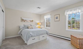 7 Woodfield Rd, Acton, MA 01720