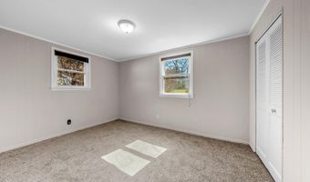 8706 BRAEBURN Dr, Annandale, VA 22003