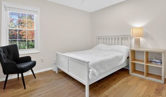 3725 KRYSIA Ct, Annandale, VA 22003