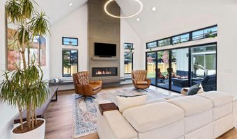 3076 NW Blodgett Way, Bend, OR 97703