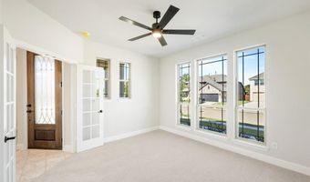 222 Shawnee Trl, Alvarado, TX 76009