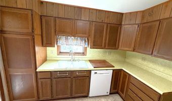 319 4th St NW, Aitkin, MN 56431